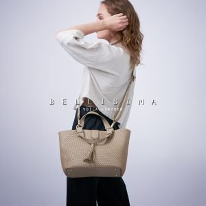 Bellisima medium nude 5