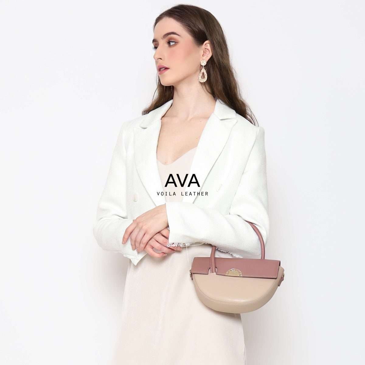 AVA mdl 7
