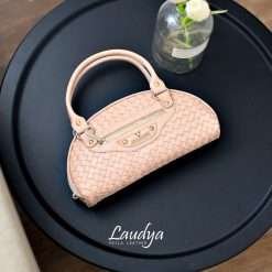 Laudya Dark Vanila Only 1