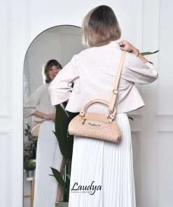 Clutch Selempang Etnik Anyam Kulit Asli Voila Laudya Dark Vanilla