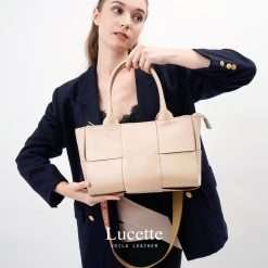 Lucette Nude Mdl 4