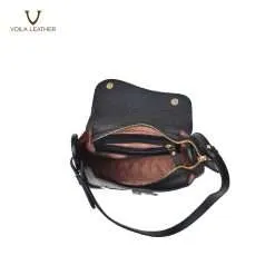 Agathe-Black-Website-6