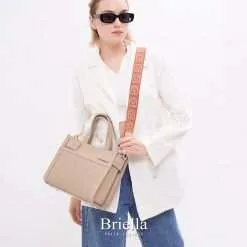 Briella Nude Mdl M