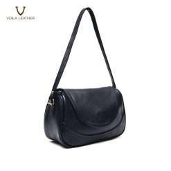 Elisa-Black-Website-2