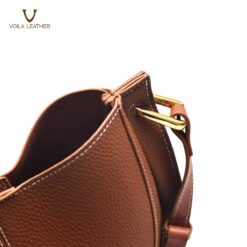 Tas-Hobo-Selempang-Kulit-Voila-Amala-4