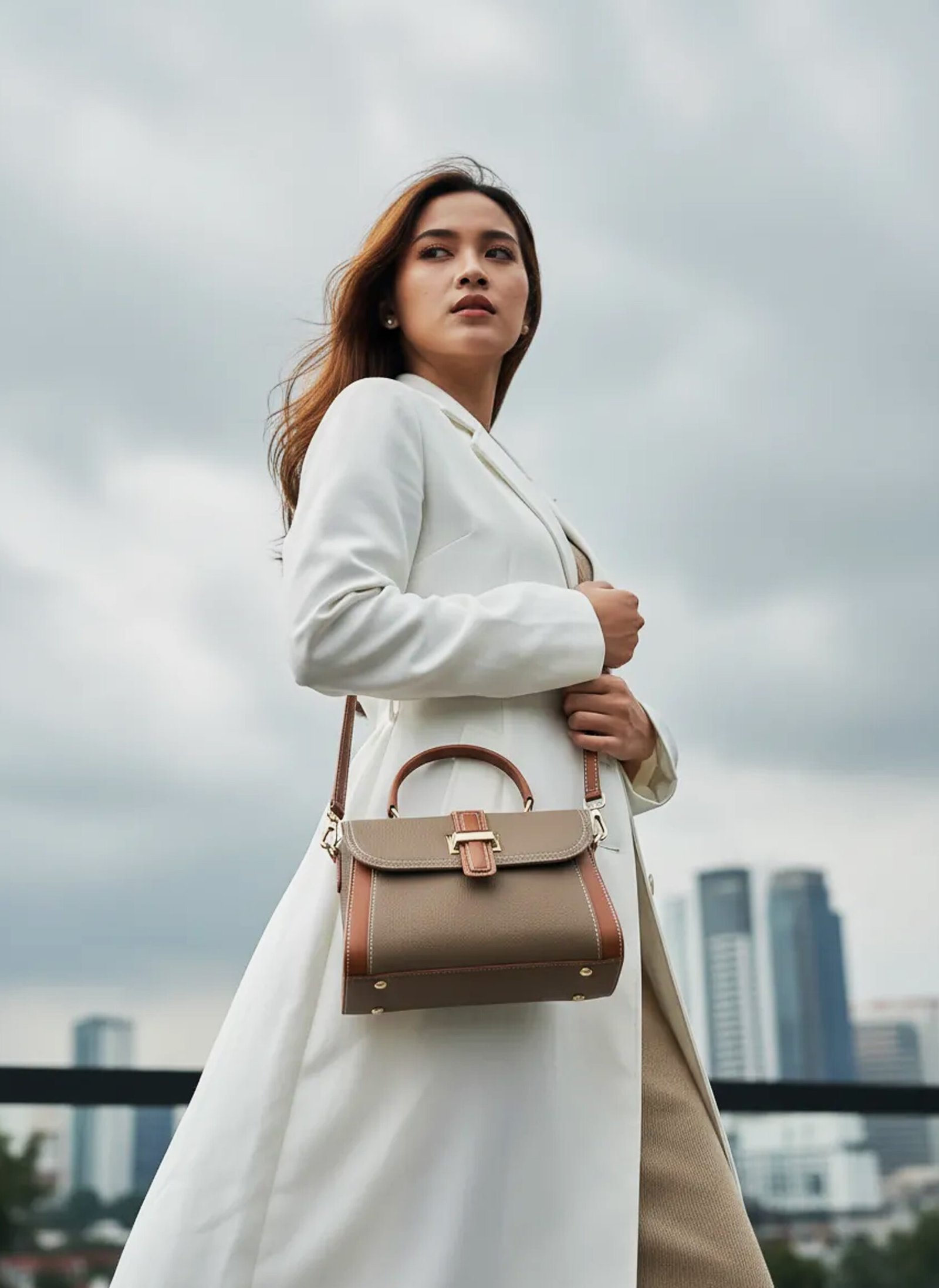 Handbag Selempang Kulit Voila Feodora Taupe