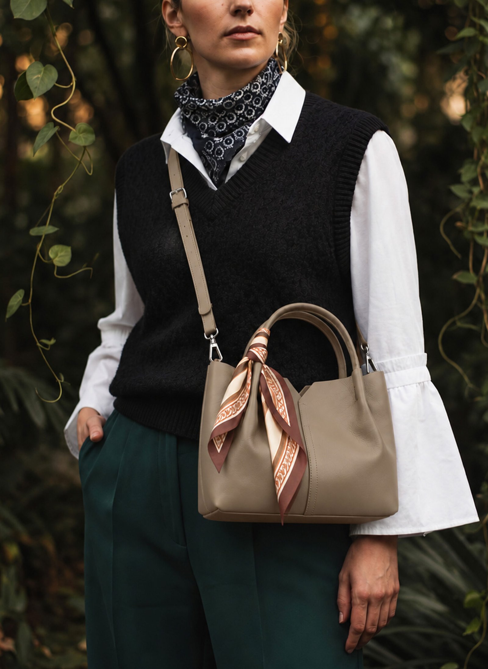 Tas Selempang Kulit Asli Voila Dahlia Taupe